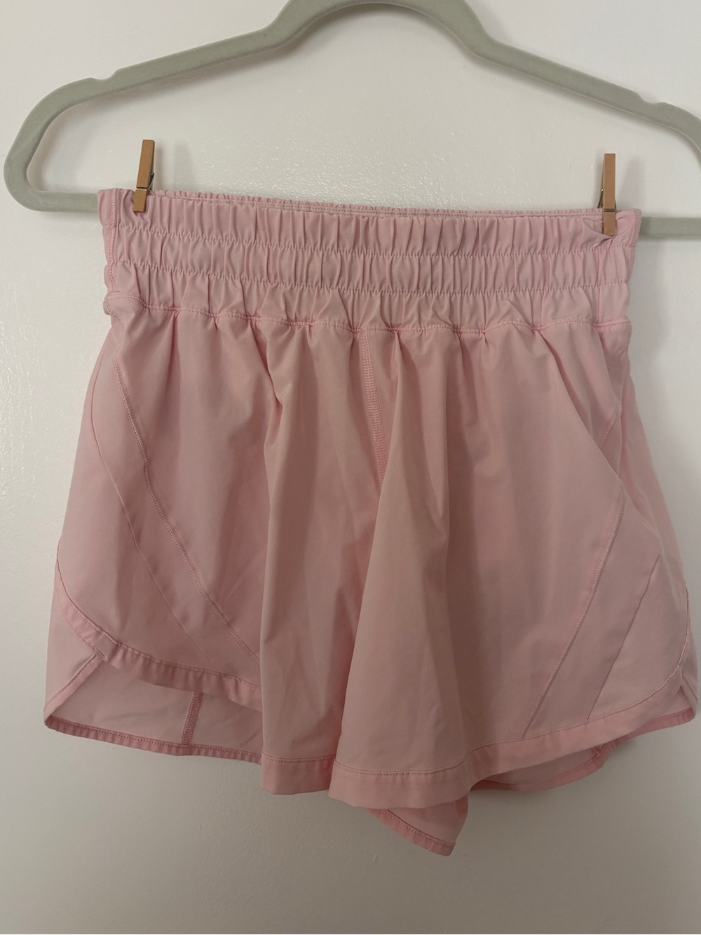Lululemon Track That Short - Size 6 - Picture 1 of 3
